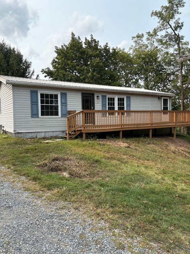 Building Photo - 18 Run Rd Unit 1 Rental