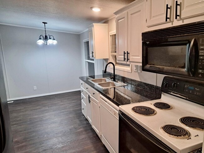 Photo - 16414 Trenda Ct