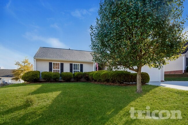 Building Photo - 956 Ashland Ave