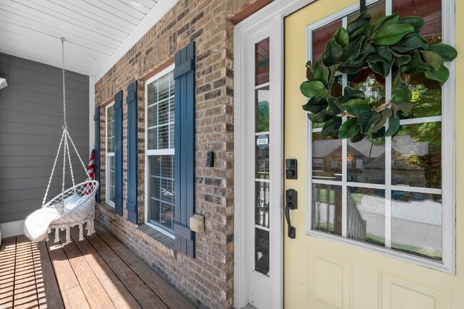 Photo - Spacious 5 Bedroom/3 Bath Home with Basement!