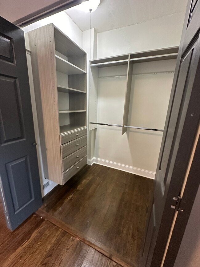 Photo - 1926 Wesley Ave Unit 2