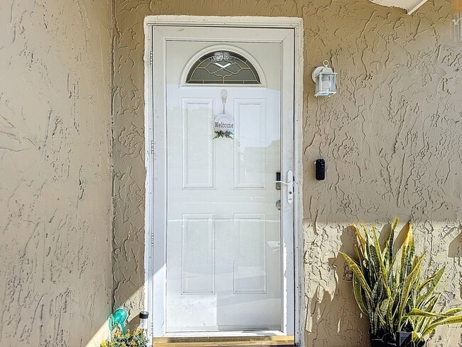 Photo - 5913 Appletree Rd