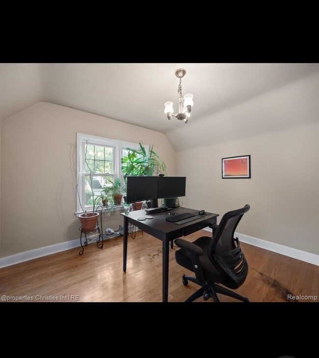 Espacio de oficina con vista a la calle - 18 Woodward Heights Blvd