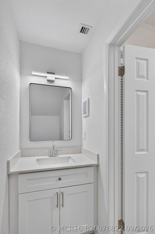 11451 Lakeview Dr Unit 3A
