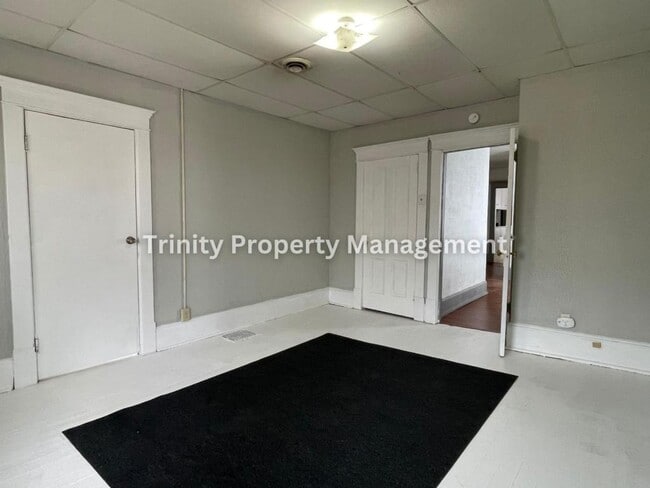 Photo - 2014 1/2 Hamill Ave