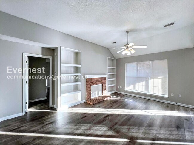 Photo - 1649 Central Trails Dr