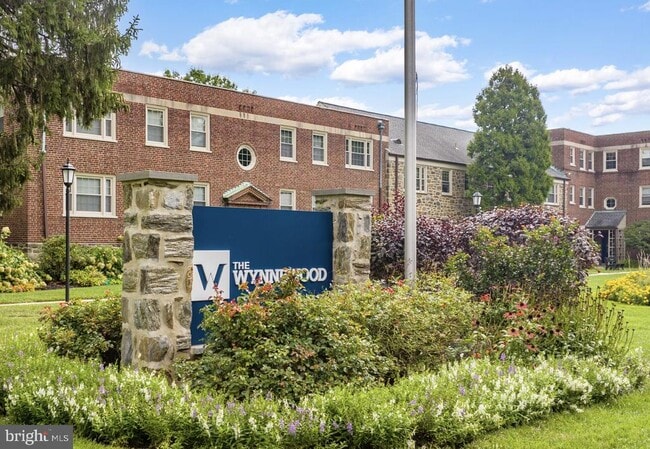 Building Photo - 150 E Wynnewood Rd Unit 11L Rental
