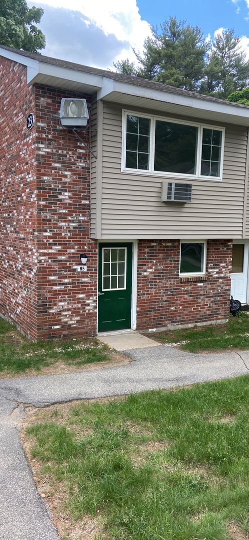 Photo - Redden Gardens - Dover NH