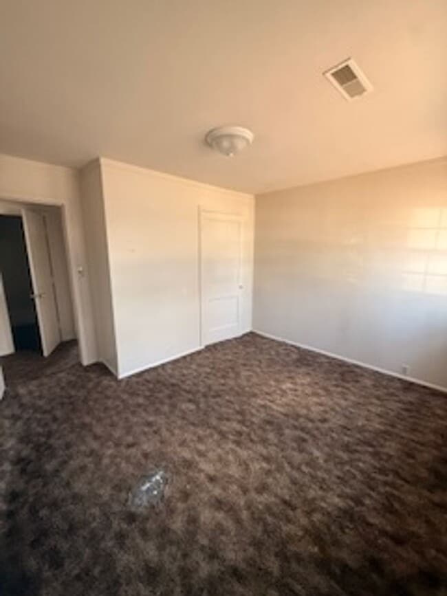 Photo - 2423-2425 Negley Ct Apartamento Unidad 2425