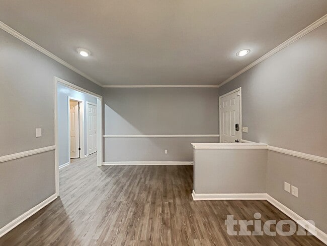 Photo - 308 Kenton Dr