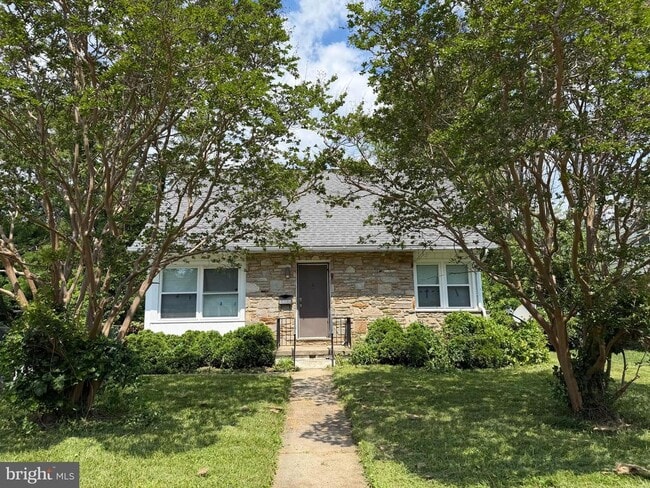 Building Photo - 3506 Millvale Rd