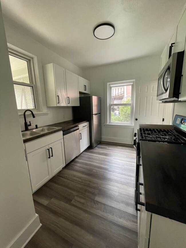 Photo - Available April 2026 - 2 Bedroom Home in Dormont w/ Central AC and Off-Street Parking Pad!