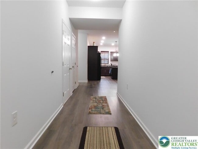 Photo - 1047 Cetronia Rd