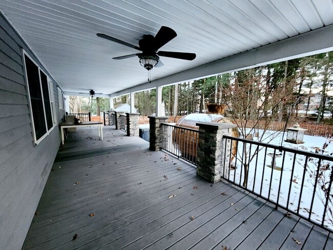 Photo - Beautiful and large cape off 611 in Paradise township!