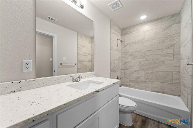 Photo - 313 Elbert Ln