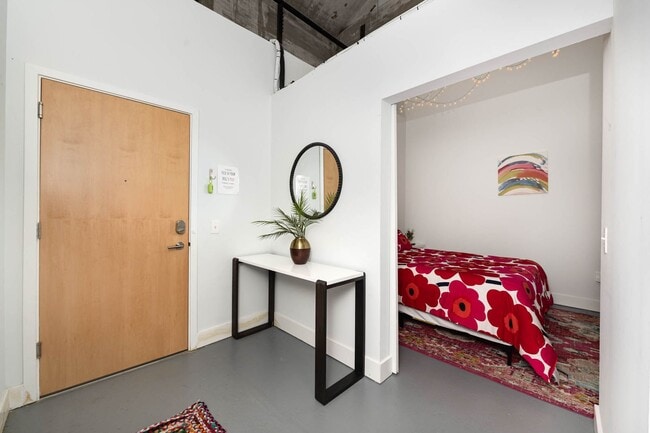 Photo - 2 Bedroom 2 Bath Loft Along the Little Mia...