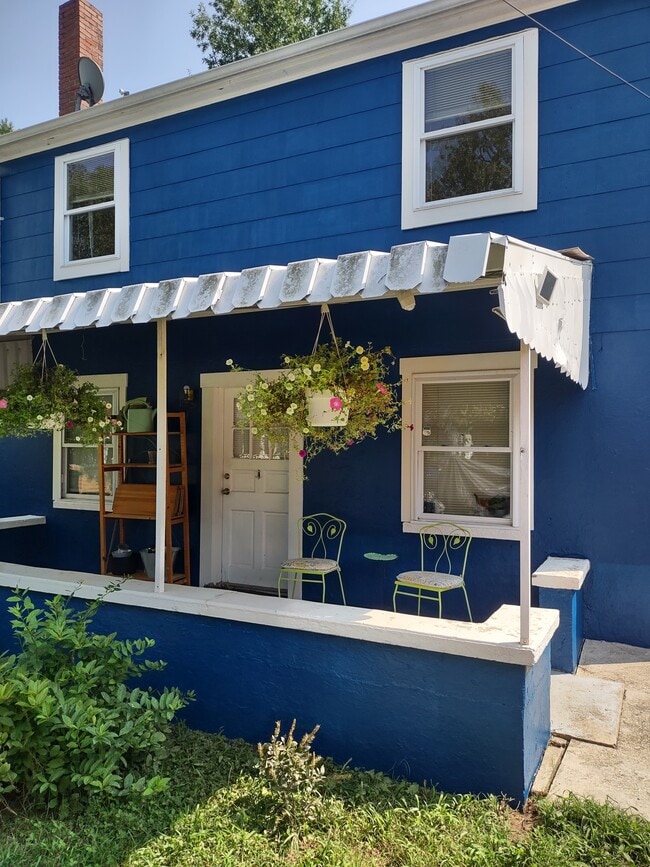 Photo - 40 Virginia Ave Unit Upper#2