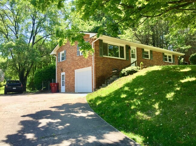 Photo - 507 N Gilmer Park House