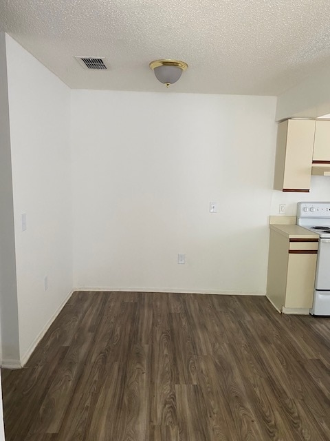 ZONA DE COMEDOR.jpg - Cypress Trail Apartments