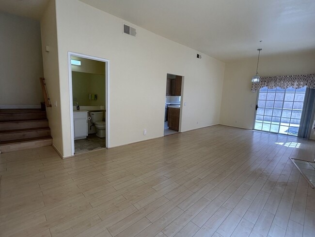 Photo - Cozy 3 bedroom Condo in the most demanded ... Unidad A