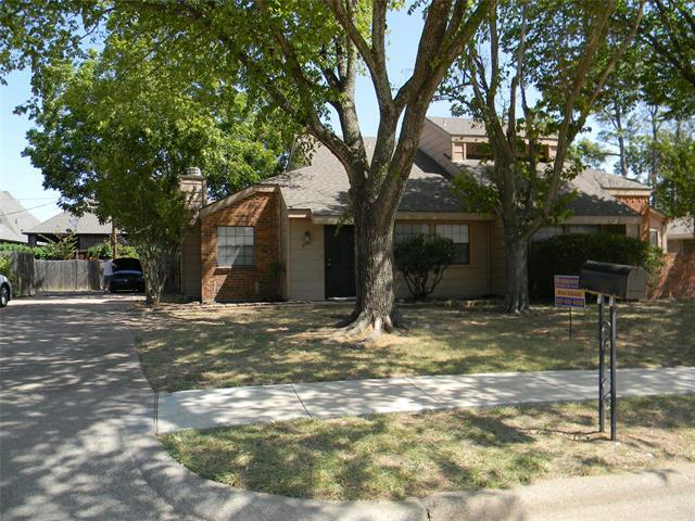 Building Photo - 809 Windcrest Dr