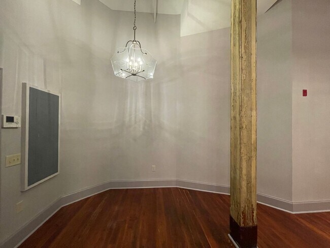 Photo - 522 Cherry St