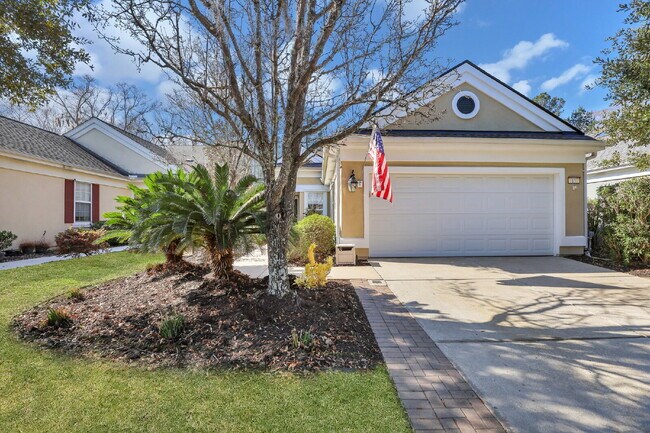 Photo - Charming 2-Bedroom, Plus Den Home with 2 Full Bathrooms in Sun City- Must See!