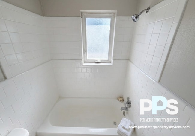 195 Randolph St NE