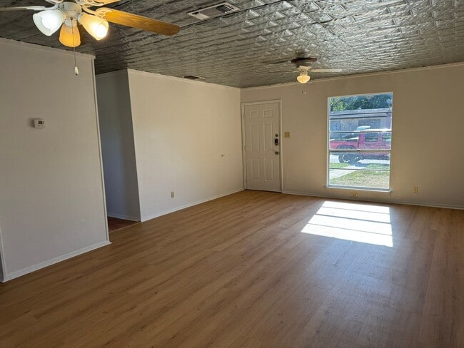 Photo - 1029 Vly Frg Dr