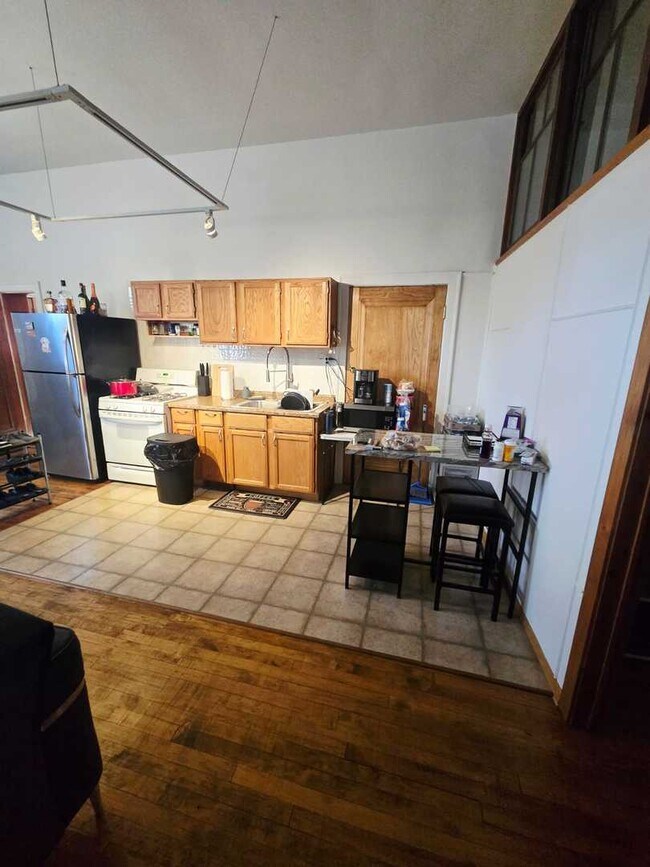 Photo - 1014 E Prairie Ave