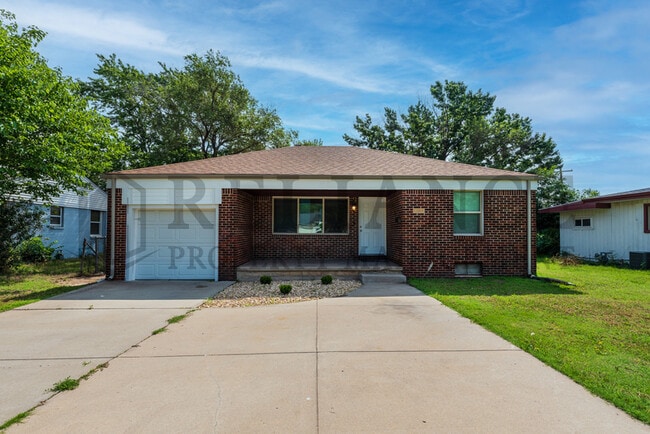 Building Photo - 1008 N Edgemoor St Rental