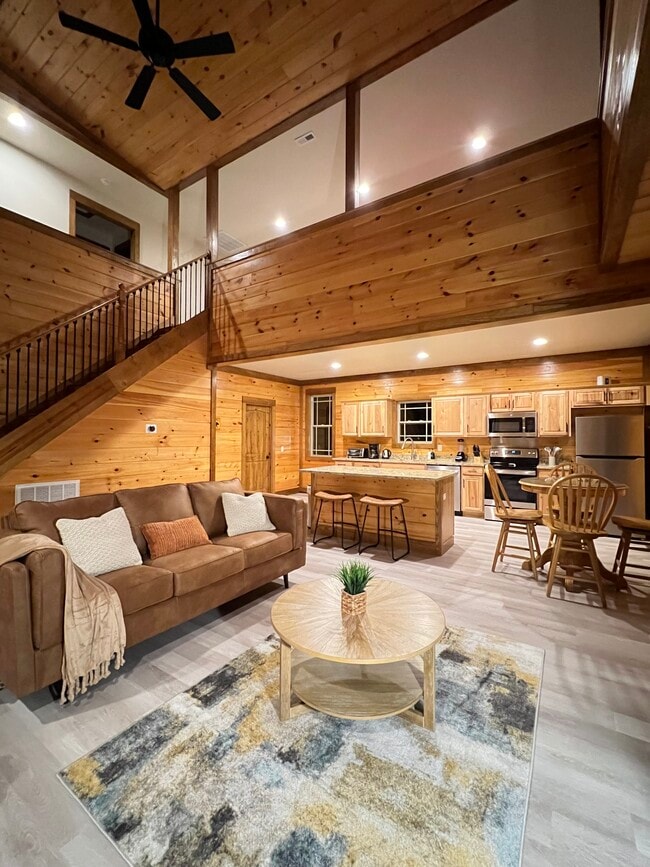 Photo - 139 Pier Point Dr