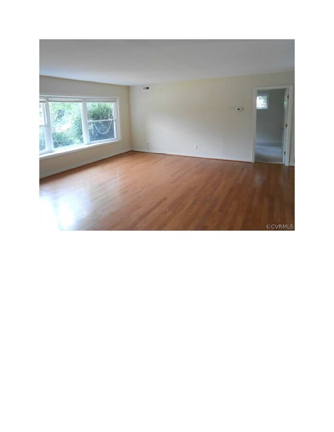 Photo - 9302 Woodcrest Rd