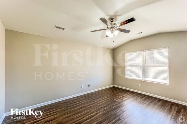 Building Photo - 540 Waterstone Dr Rental