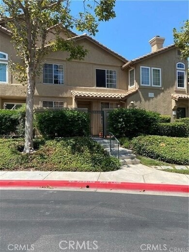 Photo - 14 Hillgate Pl