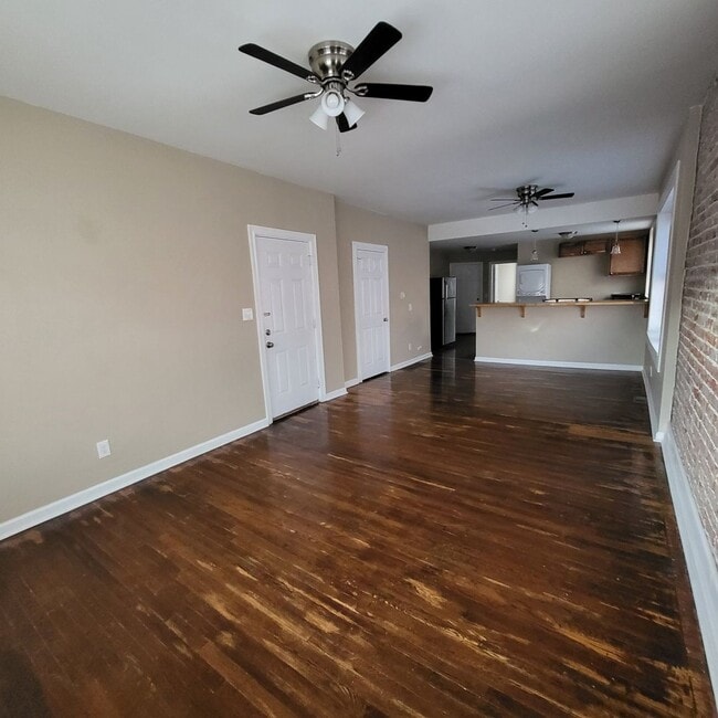 Photo - 3847 Russell Blvd Unit 2E