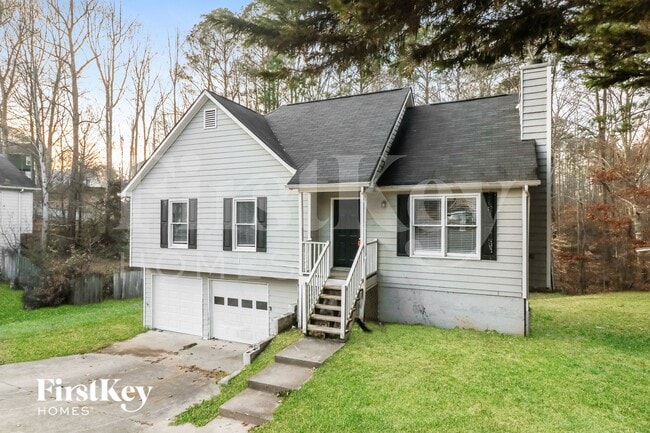 Photo - 325 Arapaho Dr SE