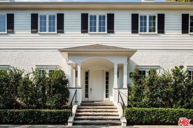 Photo - 11579 Sunset Blvd