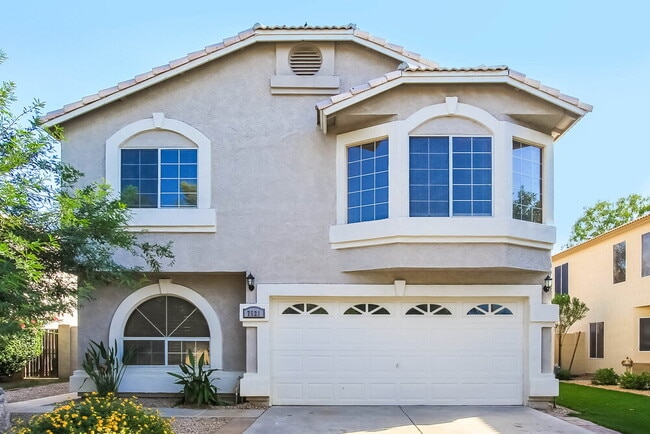 Building Photo - 7521 E Laguna Azul Ave