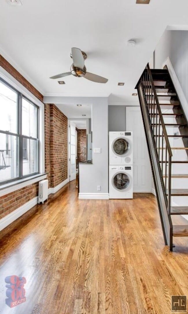 Photo - E 13TH ST. Unidad 6D