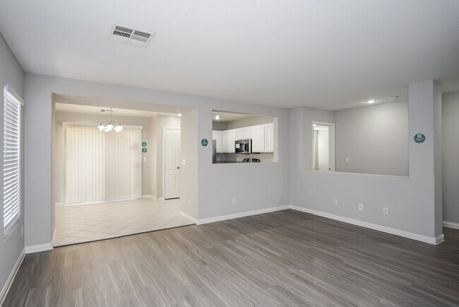 Photo - 186 Carlsbad Caverns St