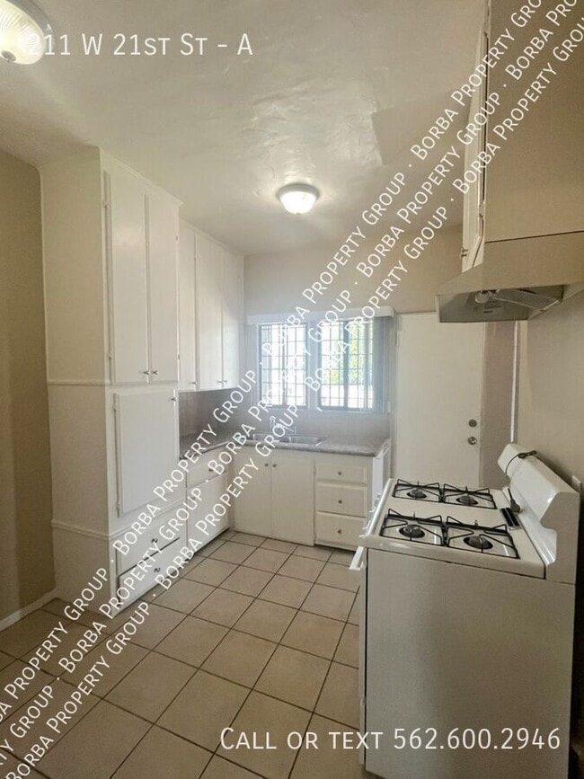 Photo - 211 W 21st St Apartment Unit A