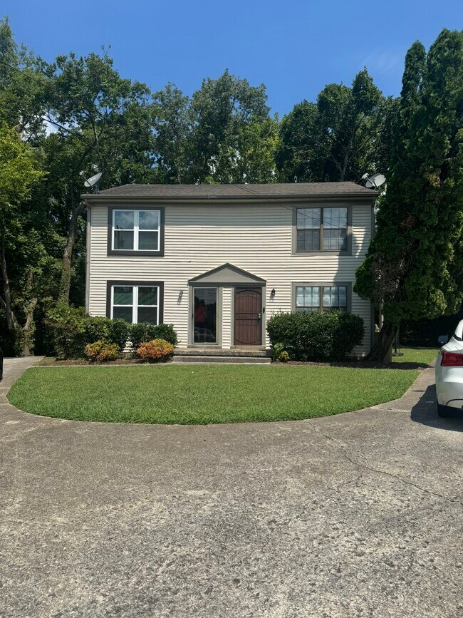 Photo - 1310 Ewing Creek Dr