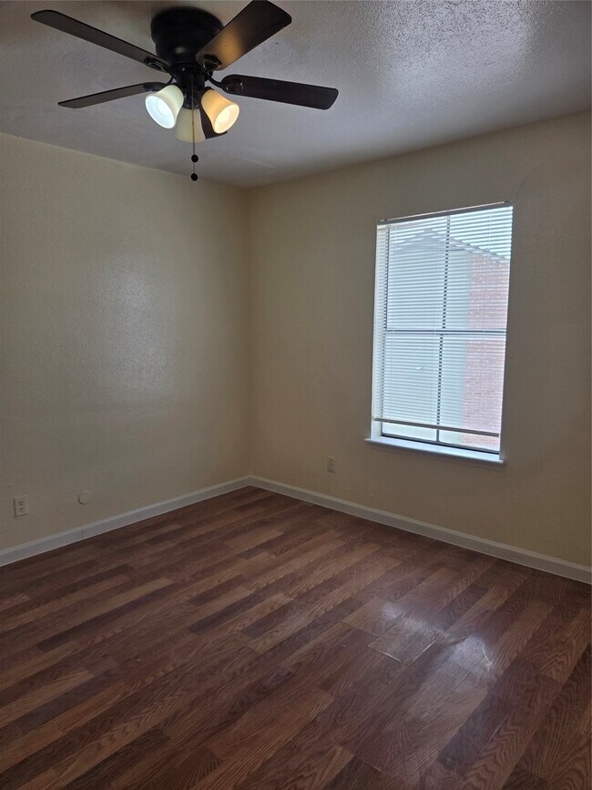 Photo - 11545 S Kirkwood Rd