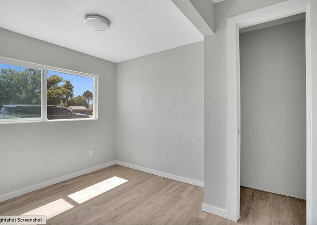 Photo - 924 3rd St Unit #1