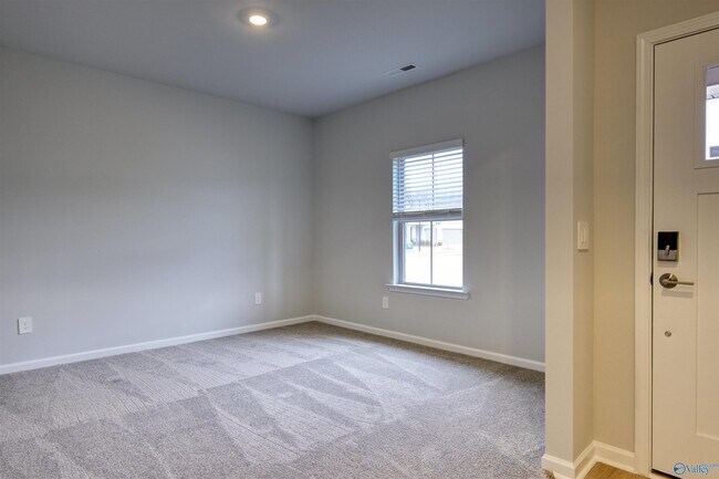 Photo - 12392 Whitcomb Cir