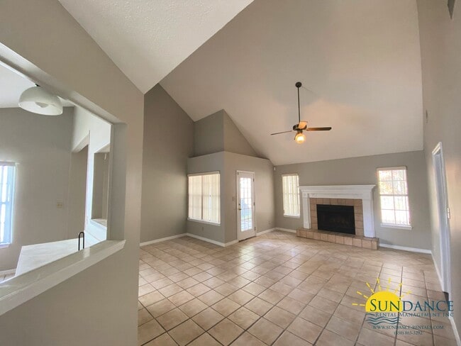 Photo - Beautiful 3 Bedroom Home in Willow Bend