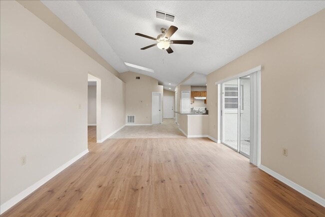 Photo - 1033 Catfish Creek Ct