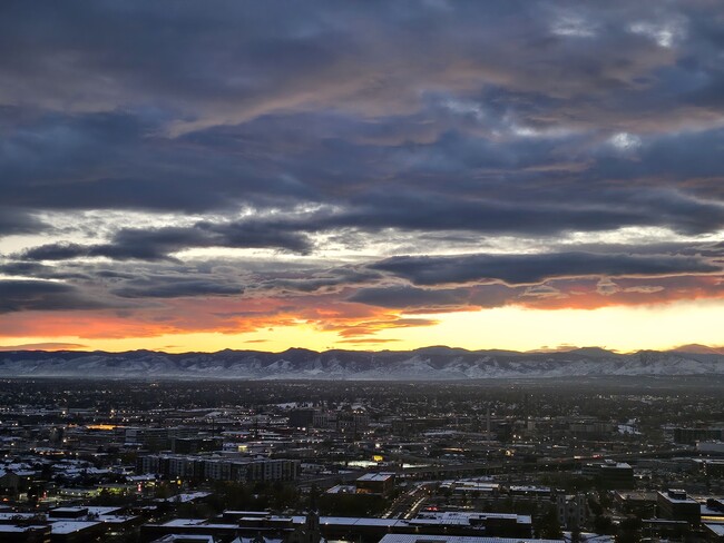 Endless Views - 1020 15th St Condo Unit 35C
