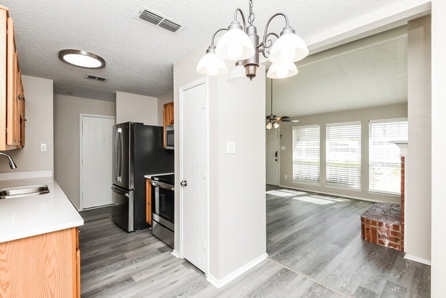 Photo - 2428 Ensenada Ln